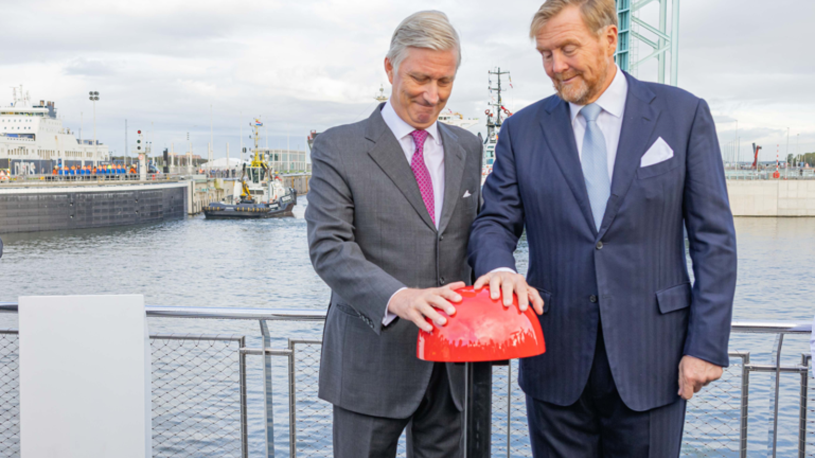 Koninklijke opening Nieuwe Sluis Terneuzen